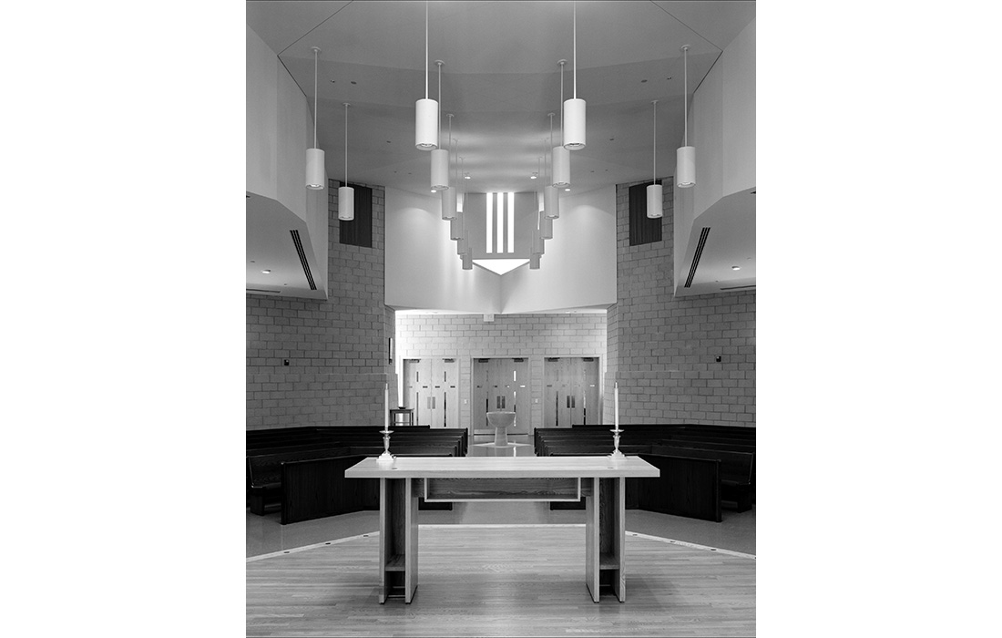 RE_INT altar AGB&W05